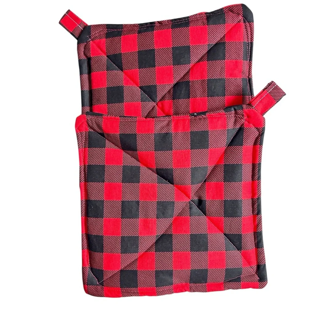 Hand Crafted Red and Black Buffalo Plaid Pot Holders Fabric Hot Mat Trivet